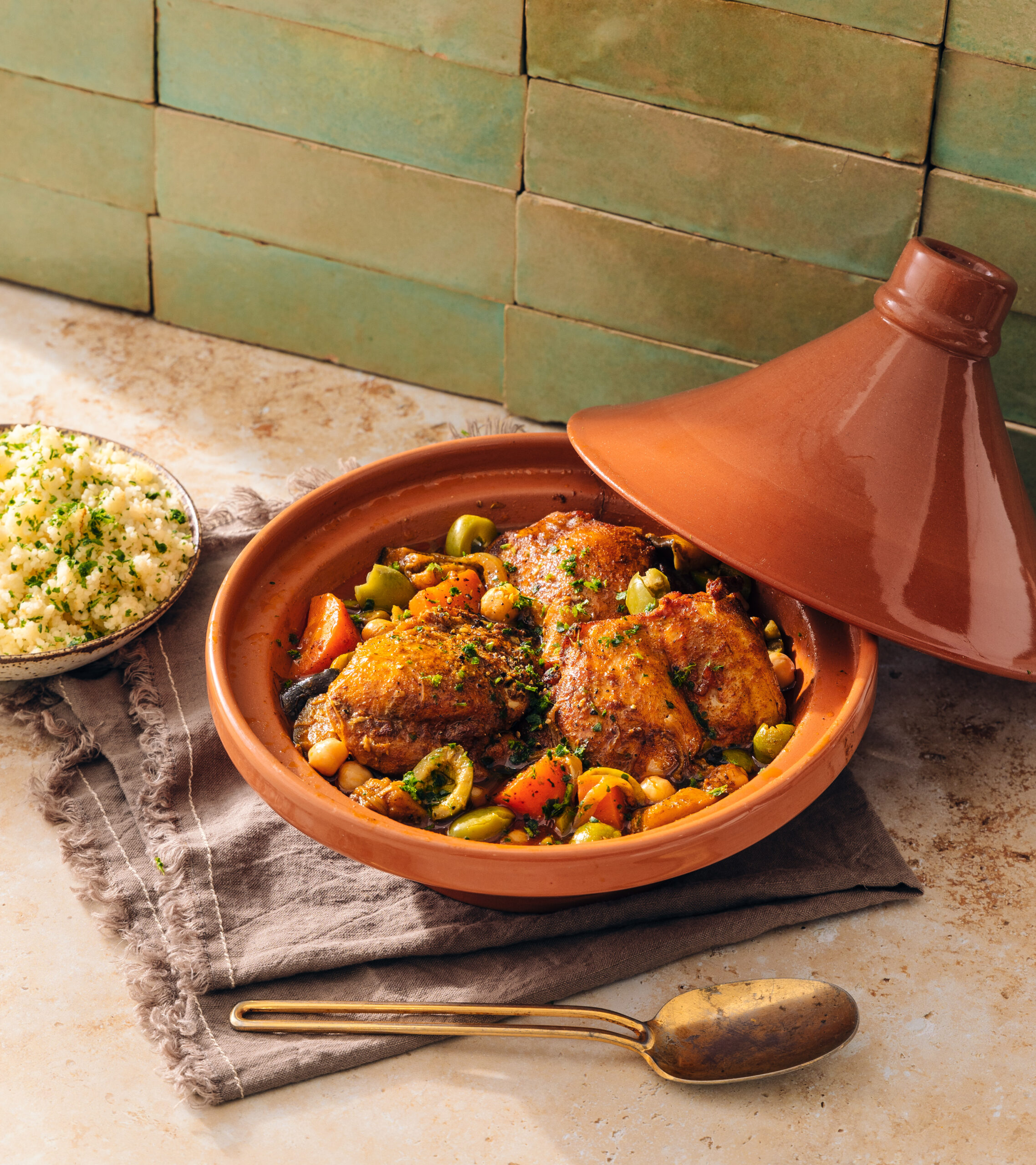 Tagine pot
